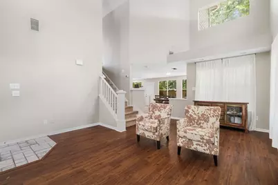 123 Sheerborne Court, The Woodlands, TX 77382 - Photo 5