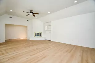 7714 Teal Run Dr, Houston, TX 77071 - Photo 13