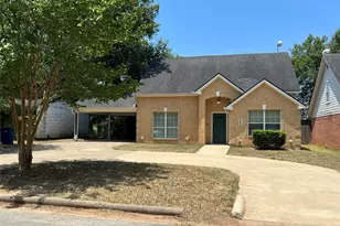 125 Pine St, Prairie View, TX 77445 - Photo 9