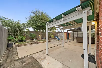 10330 Turrett Point Lane, Houston, TX 77064 - Photo 15