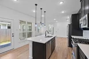 10031 Crescendo Wy, Iowa Colony, TX 77583 - Photo 13