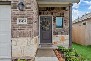 13599 Bay Springs Dr, Conroe, TX 77303 - Photo 3