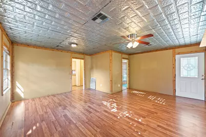 407 S 4th Street, Ganado, TX 77962 - Photo 3