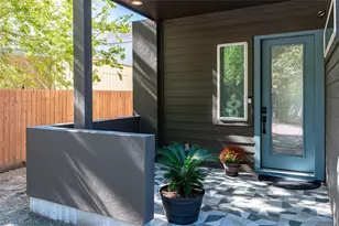 911 Thompson St, Houston, TX 77007 - Photo 17
