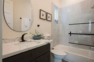 911 Thompson St, Houston, TX 77007 - Photo 43