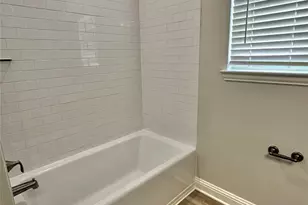 4210 Leslie's Way, Dickinson, TX 77539 - Photo 17