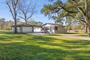 313 Roy Rd, Wallisville, TX 77597 - Photo 33