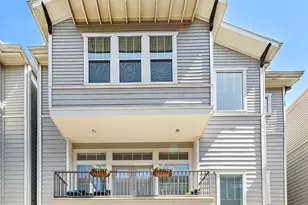 2406 Beall St, Houston, TX 77008 - Photo 1