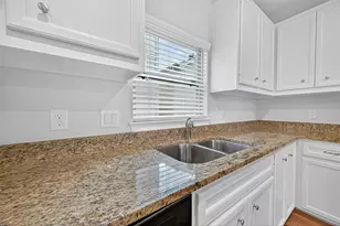 11510 Main Ash Dr, Houston, TX 77025 - Photo 17