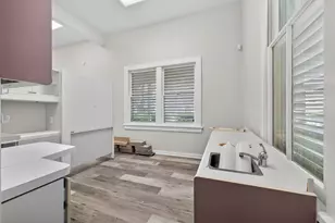 3310 Avenue O, Galveston, TX 77550 - Photo 15