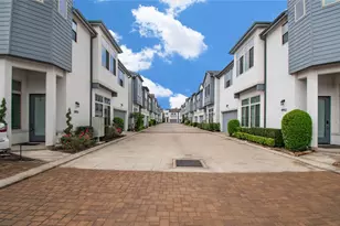 8930 Spring Knoll Forest Dr, Houston, TX 77080 - Photo 37