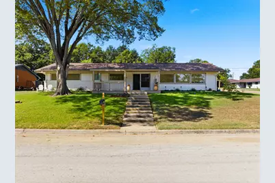305 N Harvey Street, Caldwell, TX 77836 - Photo 1