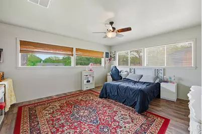 305 N Harvey Street, Caldwell, TX 77836 - Photo 21
