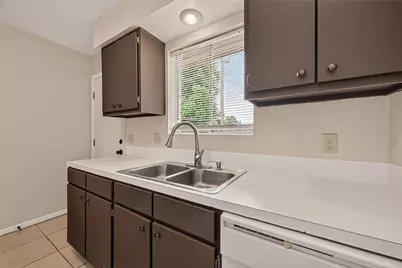 2302 Buchanan Drive, Baytown, TX 77520 - Photo 19