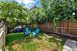 811 10th St, Galveston, TX 77550 - Photo 39