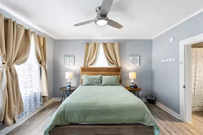 811 10th Street, Galveston, TX 77550 - Photo 9