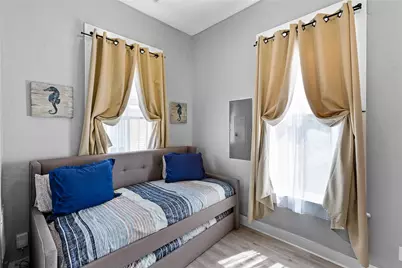 811 10th Street, Galveston, TX 77550 - Photo 31