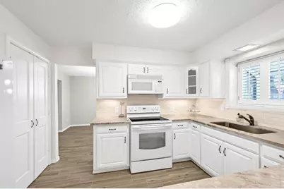 8306 Wind Forest Drive, Houston, TX 77040 - Photo 3