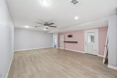 265 E Darby Street, Bridge City, TX 77611 - Photo 23