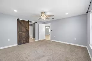 265 E Darby St, Bridge City, TX 77611 - Photo 15