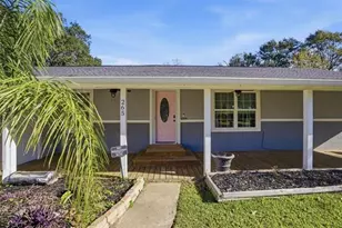 265 E Darby St, Bridge City, TX 77611 - Photo 1
