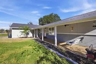 265 E Darby St, Bridge City, TX 77611 - Photo 3