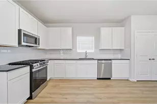 8317 Rose Quartz Dr, Texas City, TX 77591 - Photo 17