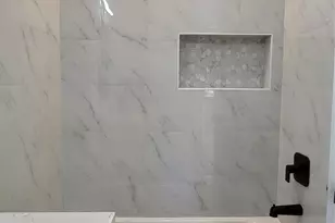 1033 North Ln, Houston, TX 77088 - Photo 13