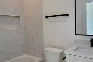 1033 North Ln, Houston, TX 77088 - Photo 19