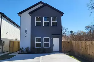 1033 North Ln, Houston, TX 77088 - Photo 1