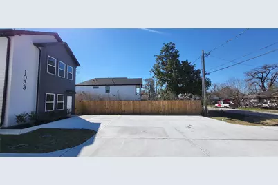 1033 North Lane #A, Houston, TX 77088 - Photo 3