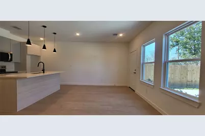 1033 North Lane #A, Houston, TX 77088 - Photo 5
