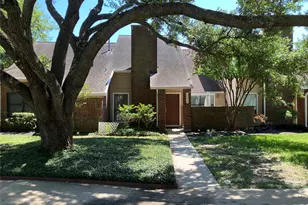 16630 Holly Trail Dr, Houston, TX 77058 - Photo 1