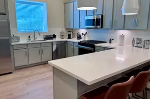 131 Eastwood Street St, Houston, TX 77011 - Photo 11