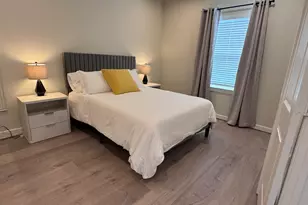 131 Eastwood Street St, Houston, TX 77011 - Photo 37