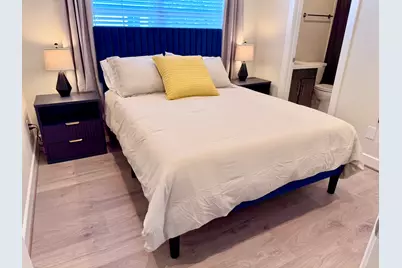 131 Eastwood Street Street, Houston, TX 77011 - Photo 33