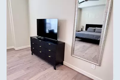 131 Eastwood Street Street, Houston, TX 77011 - Photo 27