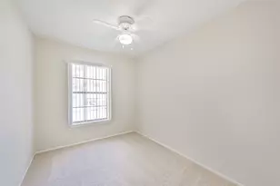 406 McConn Ct, Houston, TX 77598 - Photo 17