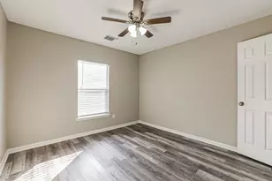 7406 Echo Pines Dr, Humble, TX 77346 - Photo 17