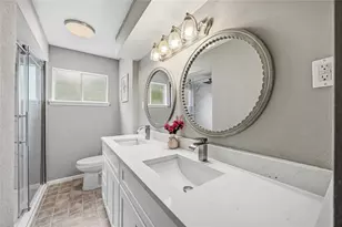 203 Wedgewood Ct, Oak Ridge North, TX 77386 - Photo 25