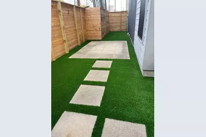 1045 Bonner Street, Houston, TX 77007 - Photo 3