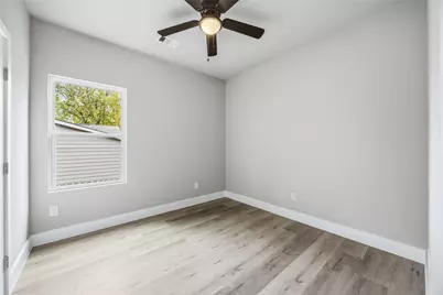 8512 Farqueson Street, Houston, TX 77029 - Photo 19