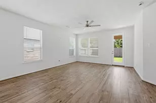 1140 Clonmore Ct, Conroe, TX 77304 - Photo 11