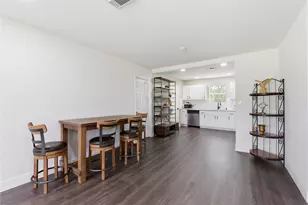 2217 Creston Dr, Houston, TX 77026 - Photo 11