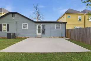 2217 Creston Dr, Houston, TX 77026 - Photo 43