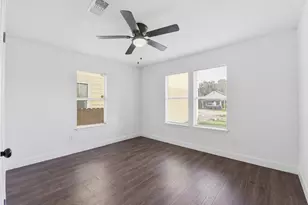 2217 Creston Dr, Houston, TX 77026 - Photo 37