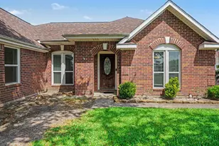 3119 Kathleen Dr, Mont Belvieu, TX 77523 - Photo 5