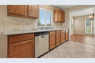 3119 Kathleen Drive, Mont Belvieu, TX 77523 - Photo 9