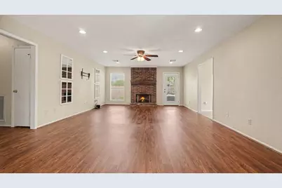 3119 Kathleen Drive, Mont Belvieu, TX 77523 - Photo 13