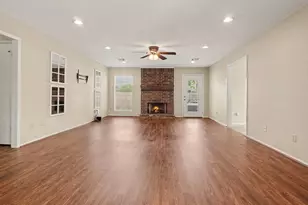 3119 Kathleen Dr, Mont Belvieu, TX 77523 - Photo 13